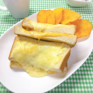 熱々トロトロ♡３種類のチーズで作るクロックムッシュ